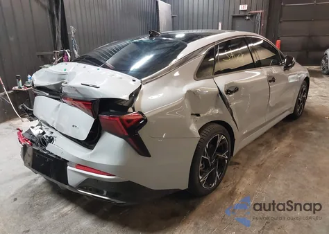 2025 Kia K5 Gt-Line z USA, uszkodzony, nr VIN KNAG64J7XS5322888